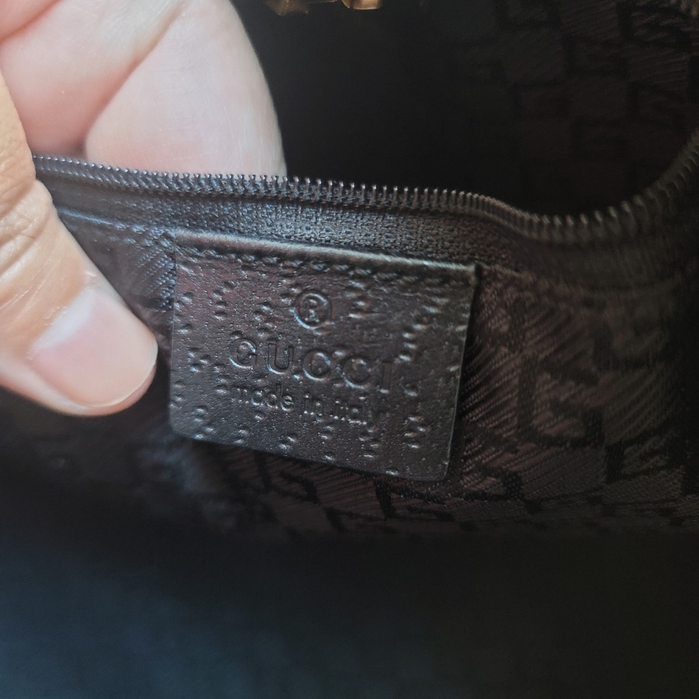 Gucci Jackie Bardot Shoulder Bag - Picture 6 of 11